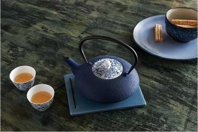 Bredemeijer Yantai Konvička na čaj s porcelánovým víkem modrá 1,2l