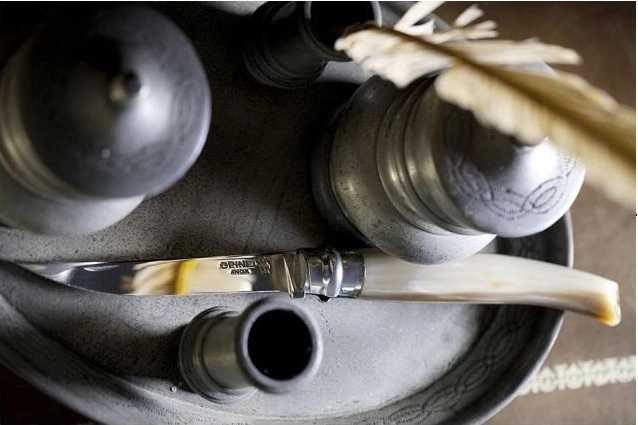 Opinel Luxury Zavírací nůž 8,5 cm N°08 buvolí roh LUXURY