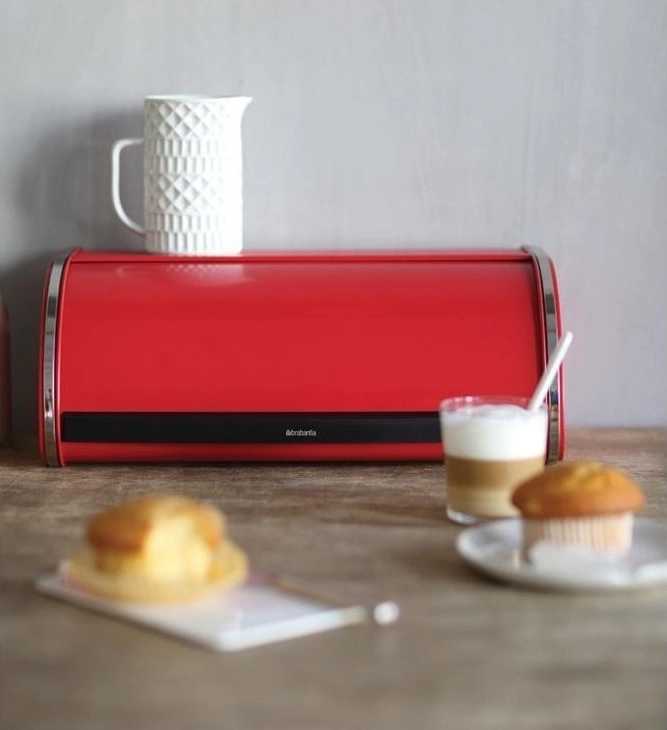 Brabantia Chlebník Roll Top 44,5 x 26,2 cm zářivě červená