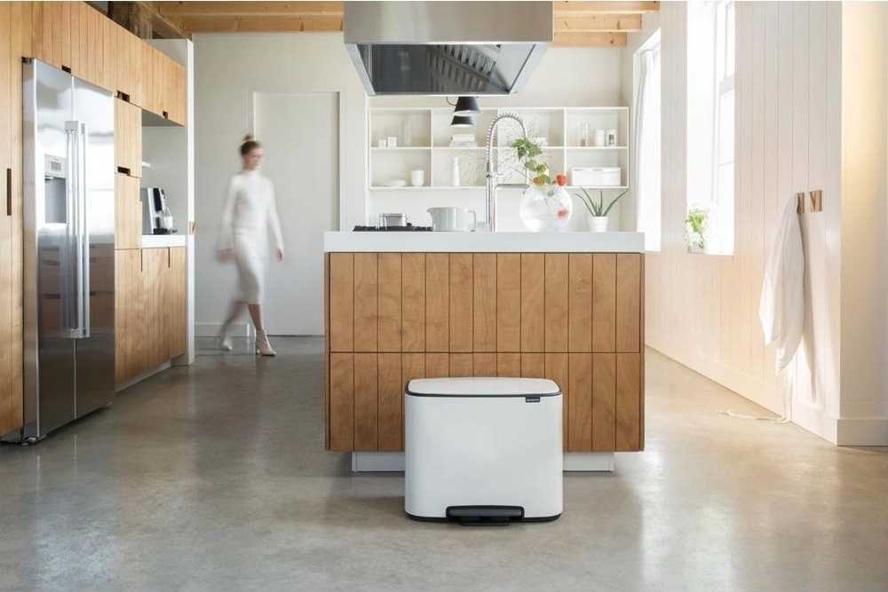 Brabantia Bo Pedálový koš 36 l bílá