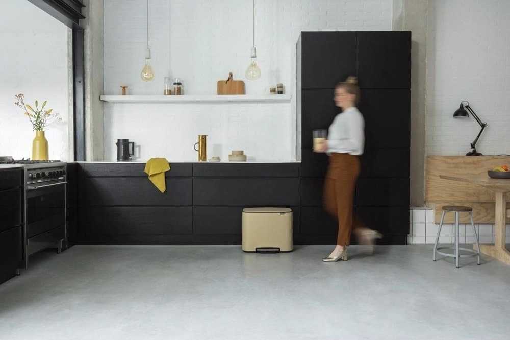 Brabantia Bo Pedálový koš 36 l minerální zlatá