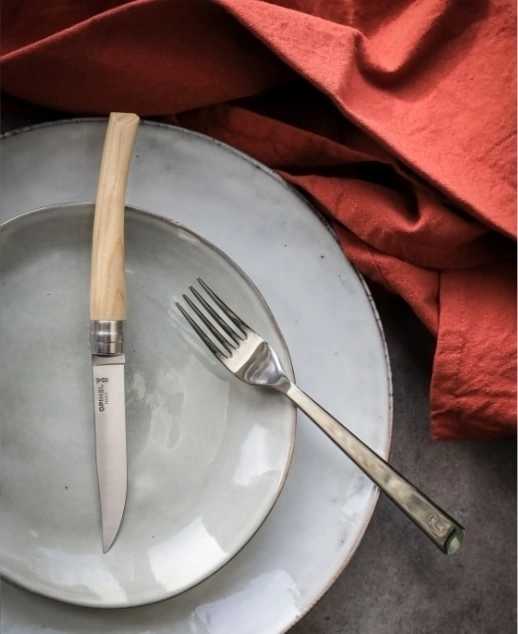 Opinel Sada steakových nožů, 4 ks, jasanové dřevo