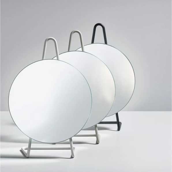 Zone Denmark A-Mirror Kosmetické zrcadlo , jemně šedá