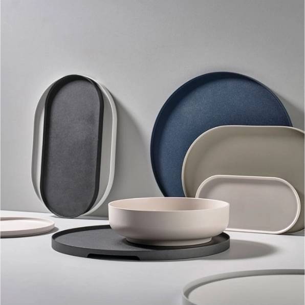 Zone Denmark Singles Kulatý servírovací tác , černá