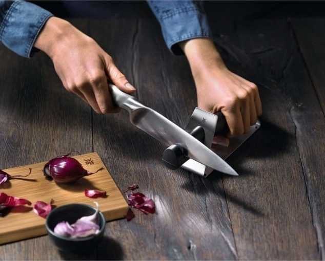 WMF Brousek na nože