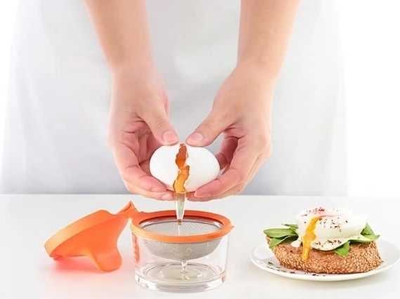 Lékué Tvořítko na ztracené vejce, 2 ks, červená