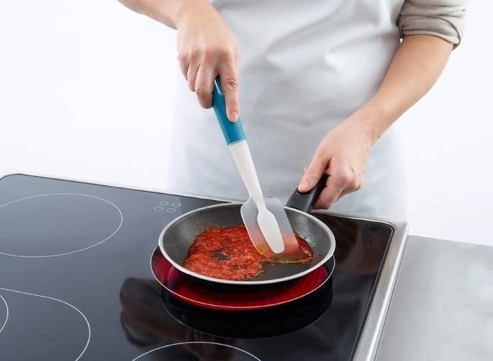 Lékué Silikonová obracečka Turner Spatula, zelená