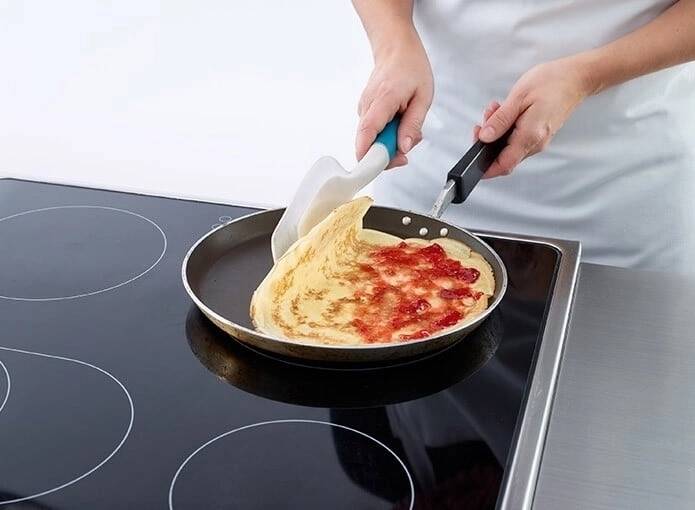 Lékué Silikonová obracečka Turner Spatula, zelená