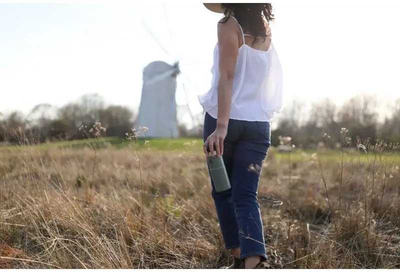 Stanley NeverLeak™ Termohrnek Classic , 470 ml, Hammertone Green