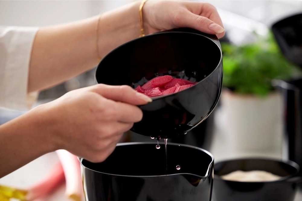 Rosti Cedník margrethe 4l black