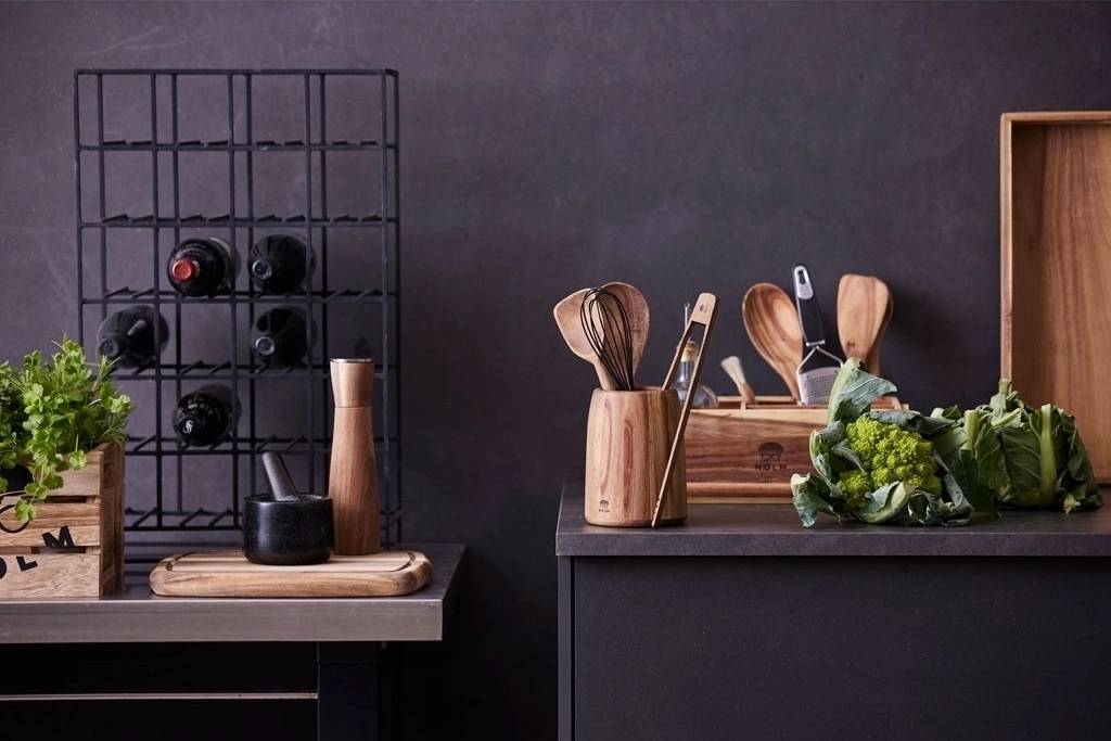 Holm Kuchyňské kleště 30x6 cm akáciové dřevo