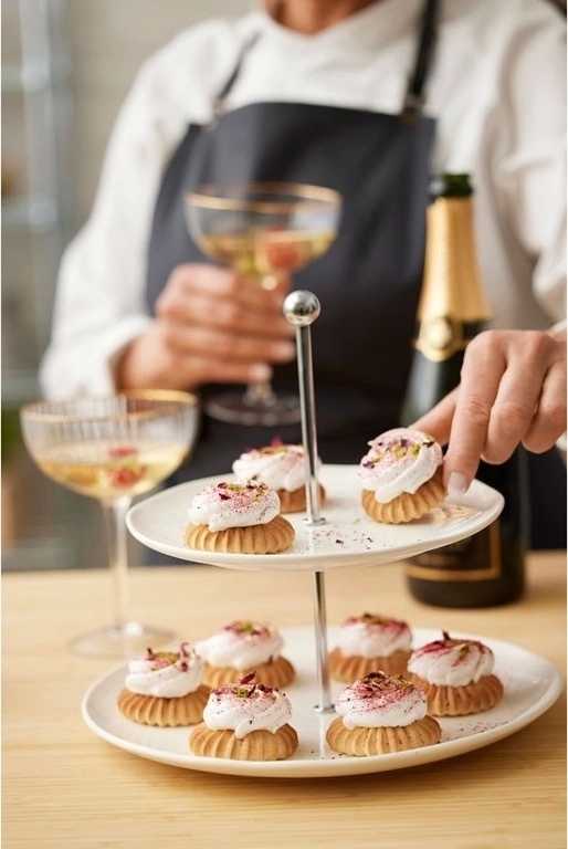 Blomsterbergs Stojan na zákusky 20+27cm