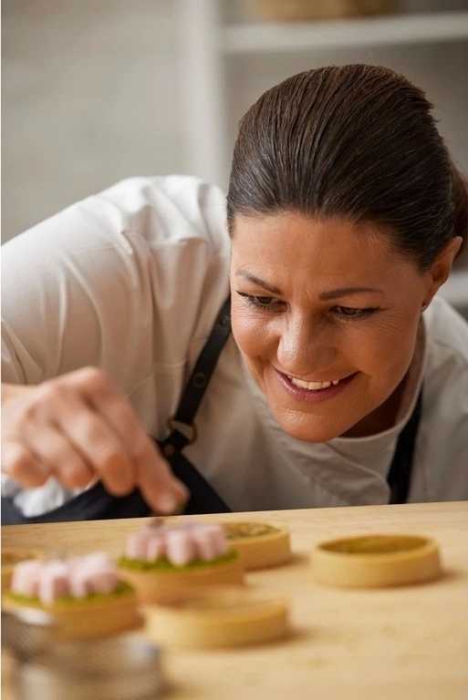 Blomsterbergs Forma na muffiny kytičky 6ks 27x18,5x3cm