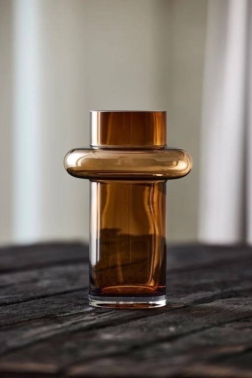 Lyngby Glas Skleněná váza tube 25 cm amber