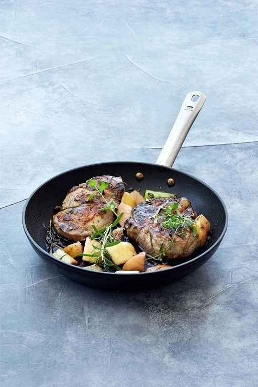 Holm Pánev na smažení 28 cm