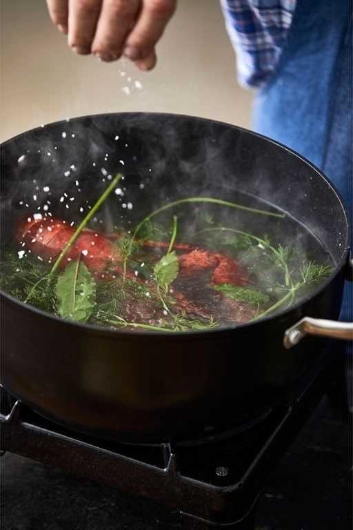 Holm Hrnec s víkem 8l