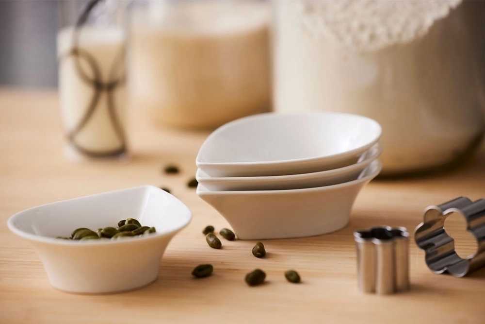 Blomsterbergs Vykrajovátko na sušenky kytka (9 ks)