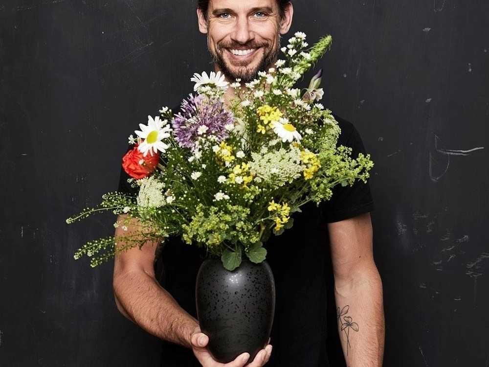 Bitz Váza 20 cm black