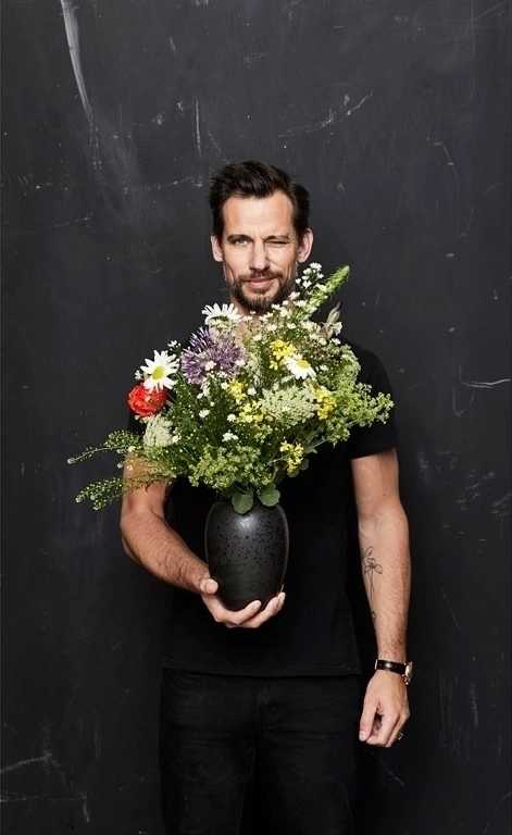 Bitz Váza 20 cm black