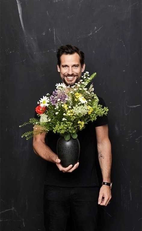 Bitz Váza 20 cm black