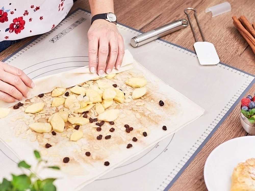 Rösle Silikonová pracovní a pečicí podložka, 68 x 53 cm