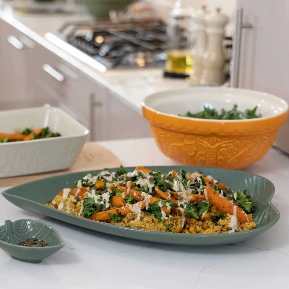 Mason Cash In the Forest Servírovací talíř ve tvaru listu, zelený