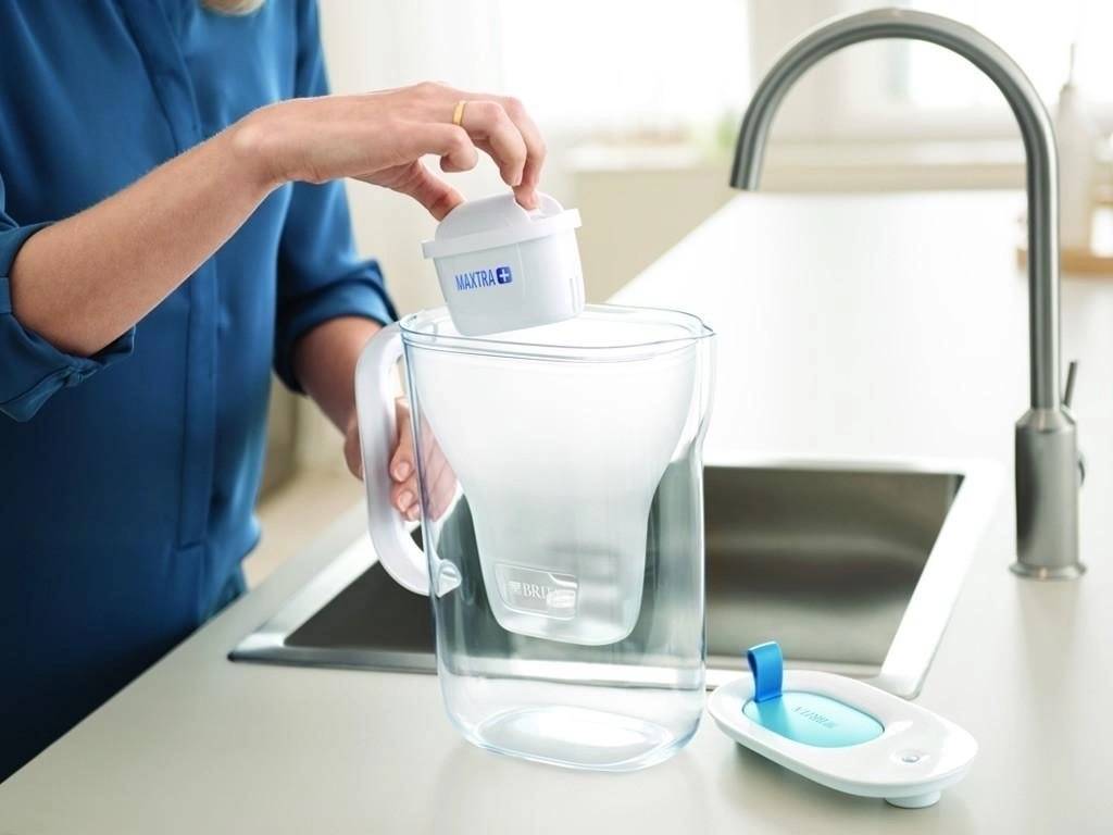 Brita Filtrační konvice Style, modrá, 2,4 l