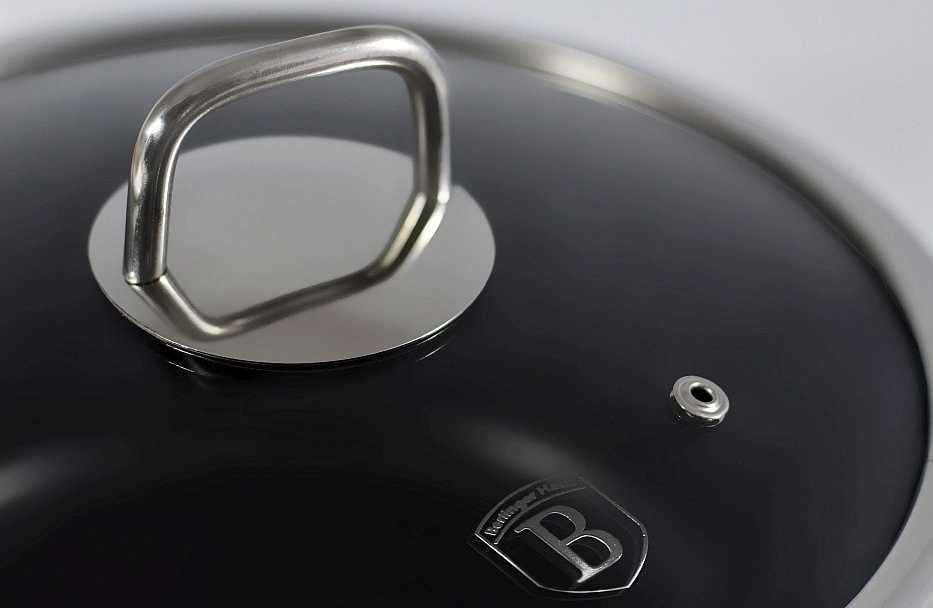 Berlingerhaus Kastrol s mramorovým povrchem a poklicí 28 cm Granit Diamond Line