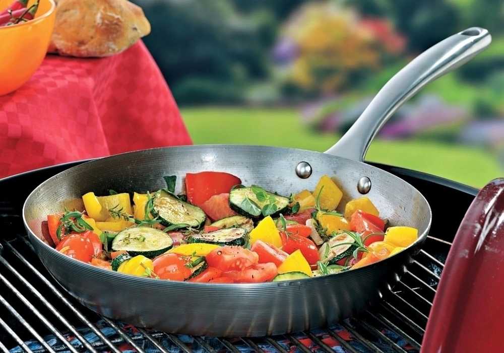 Kela Pánev železná FERRUM 28 cm