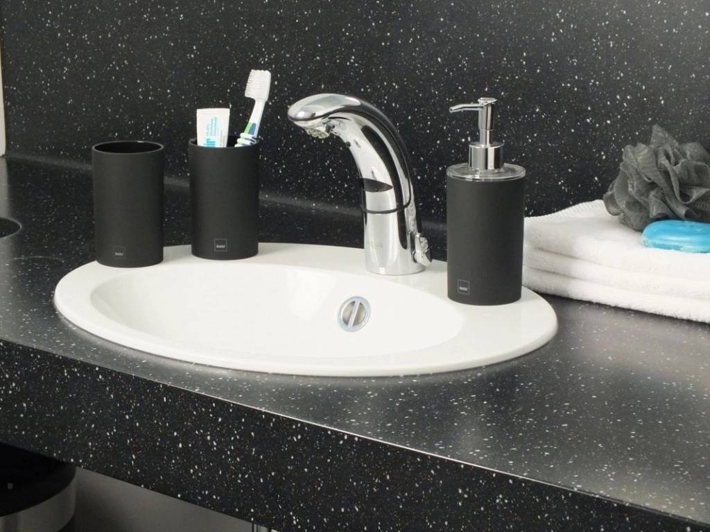 Kela Pohár DARK ABS-plast černý 