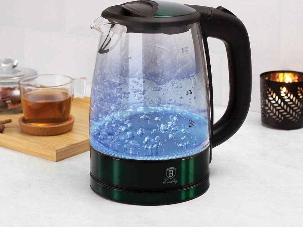 Berlingerhaus Rychlovarná konvice 1,7 l 2200 W Emerald Collection 