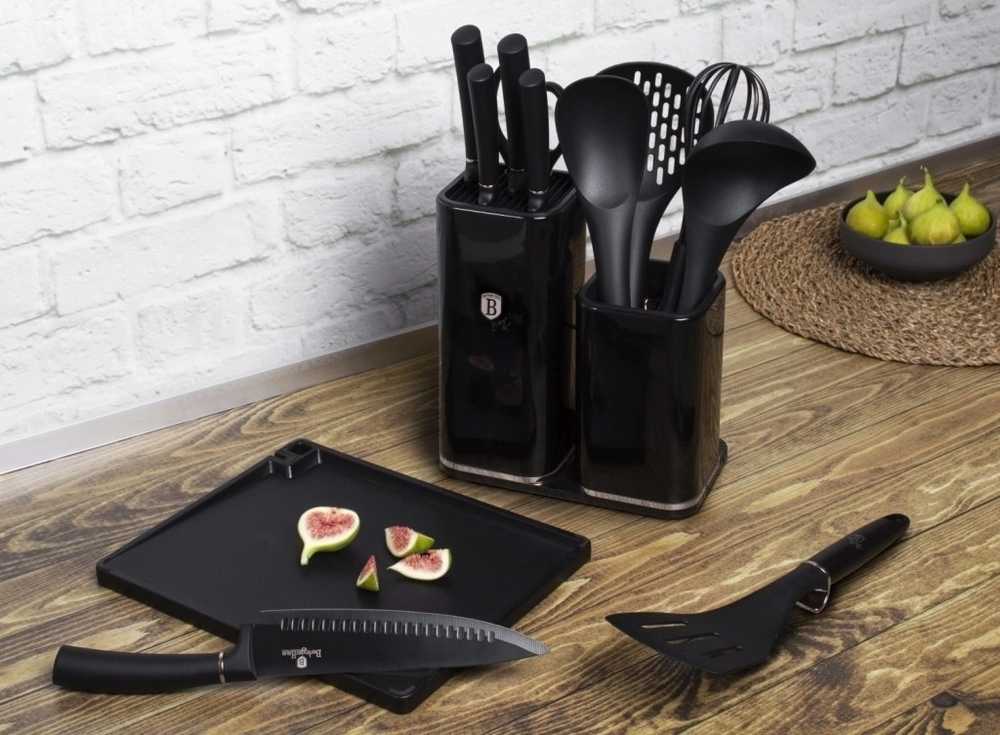 Berlingerhaus Sada nožů ve stojanu + kuchyňské náčiní a prkénko sada 13 ks Carbon Metallic Line 