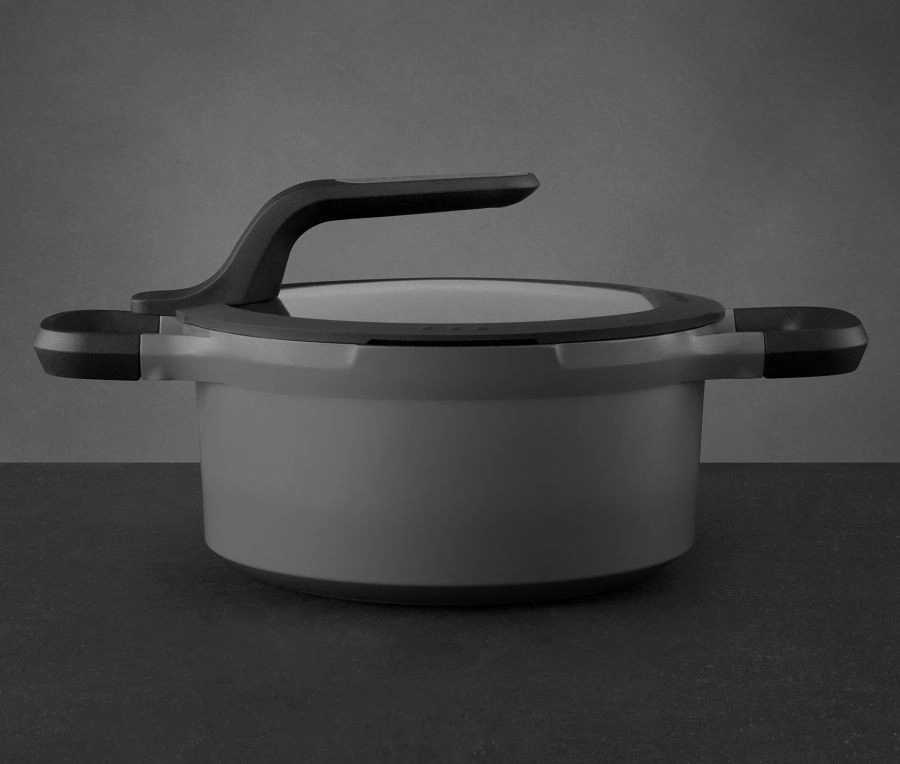 Berghoff Kastrol s poklicí na cezení GEM STAYCOOL 20 cm 