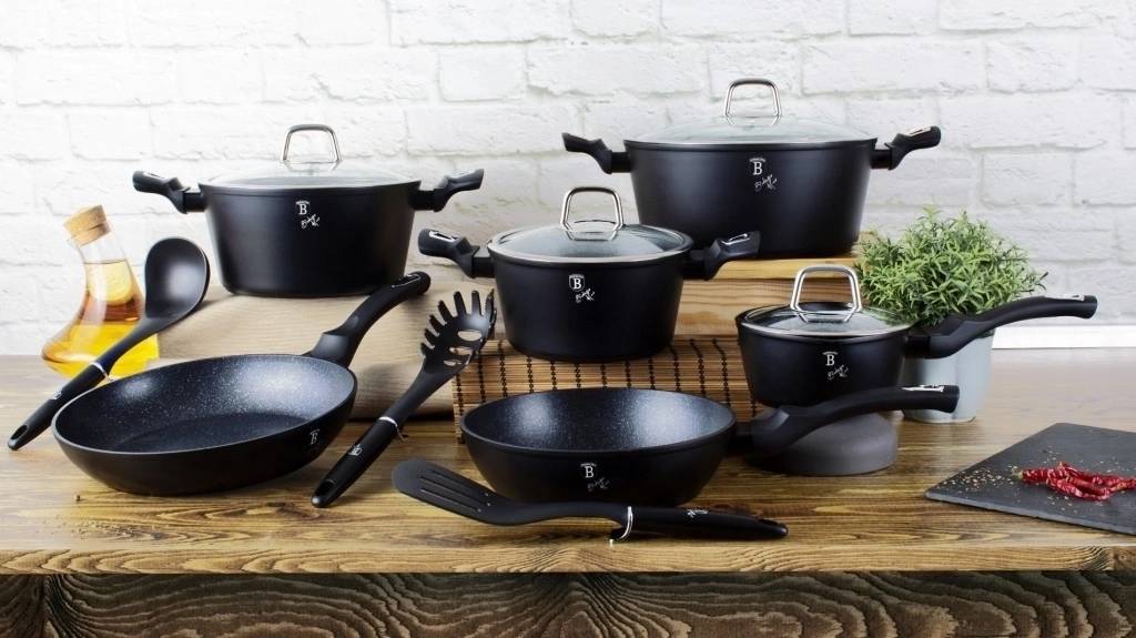 Berlingerhaus Pánev s mramorovým povrchem 28 cm Black Silver Collection