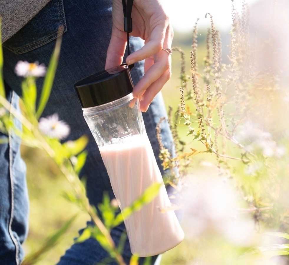 Berlingerhaus Mixér smoothie maker + láhev Black Rose Collection