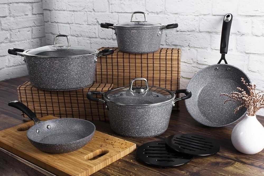 Berlingerhaus Sada nádobí s mramorovým povrchem 13 ks Gray Stone Touch Line