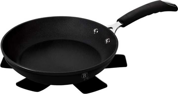 Berlingerhaus Pánev s titanovým povrchem 20 cm Black Professional Line