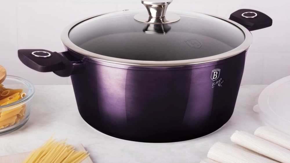 Berlingerhaus Kastrol s poklicí s titanovým povrchem 24 cm Purple Eclipse Collection 