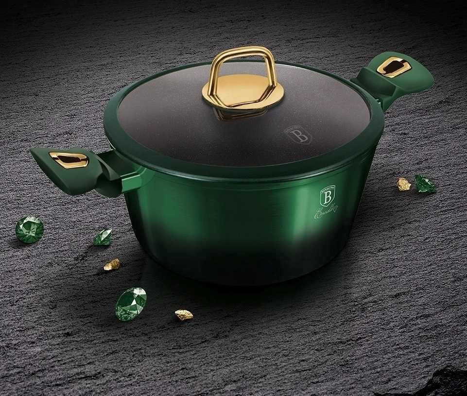 Berlingerhaus Kastrol s poklicí a titanovým povrchem 28 cm Emerald Collection