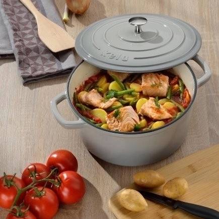 Kela Kastrol litinový s poklicí Calido 26 cm světle šedá