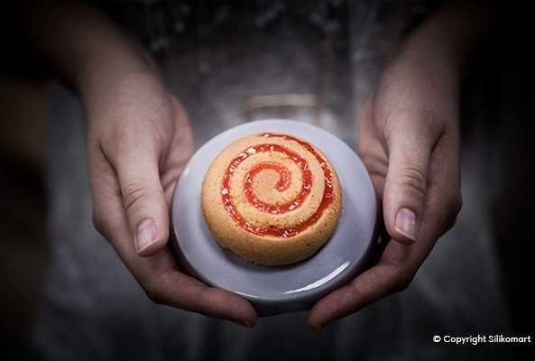 Silikomart Silikonová pečicí forma na dezerty Silikomart Mini Girotondo 6ks