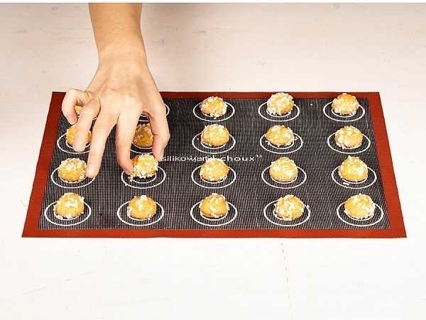 Silikomart Silikonová podložka na pečení Silikomart Air Mat Eclair & Choux 40 x 30 cm