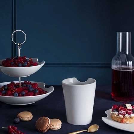 58products Porcelánový nakousnutý hrnek Tassen 58products, 400 ml | bílý