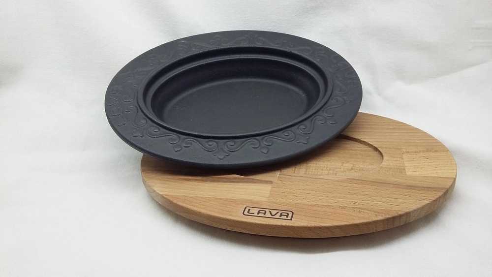 Lava Metal Litinová ozdobná mísa kulatá s dřevěným podstavcem