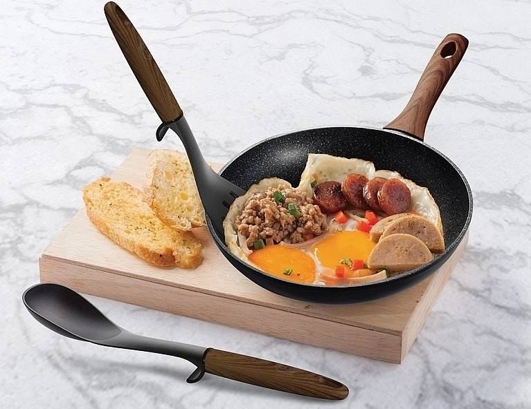 Berlingerhaus Pánev s mramorovým povrchem 28 cm EBONY Line Rosewood