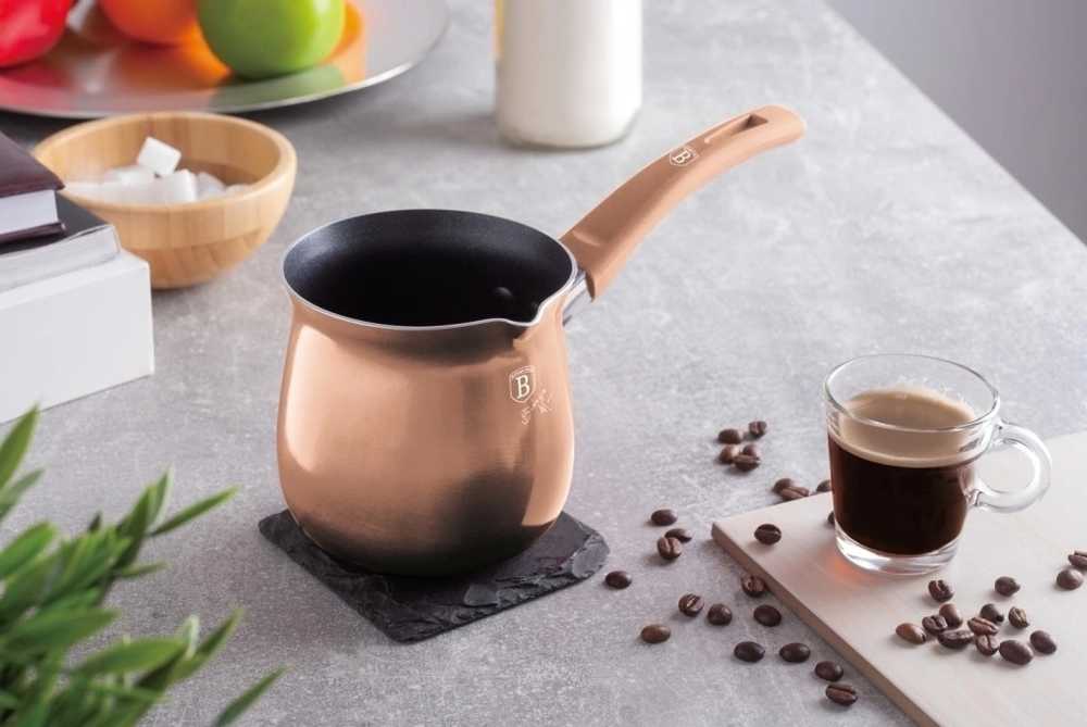 Berlingerhaus Džezva s titanovým povrchem 660 ml Rosegold Metallic Line