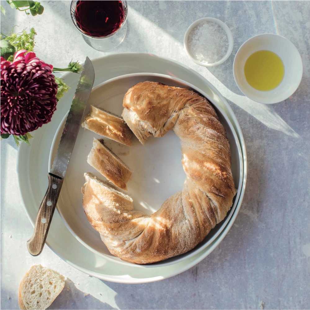 Maxwell & Williams White Basics Round Servírovací talíř s vysokým okrajem, White Basics Round, 33 cm