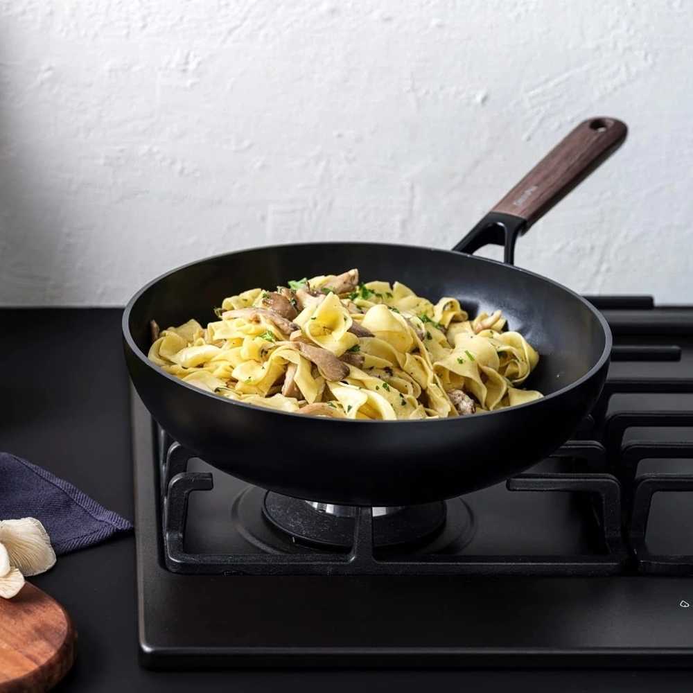 GreenPan Eco-Smartshape Pánev Wok 28 cm, tmavá rukojeť