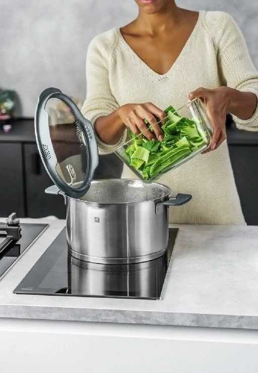 Zwilling Simplify sada nádobí se slévacími poklicemi, 4 ks