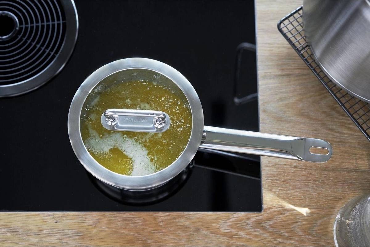 Zwilling Pro rendlík s poklicí, Ø 18 cm / 2,1 l